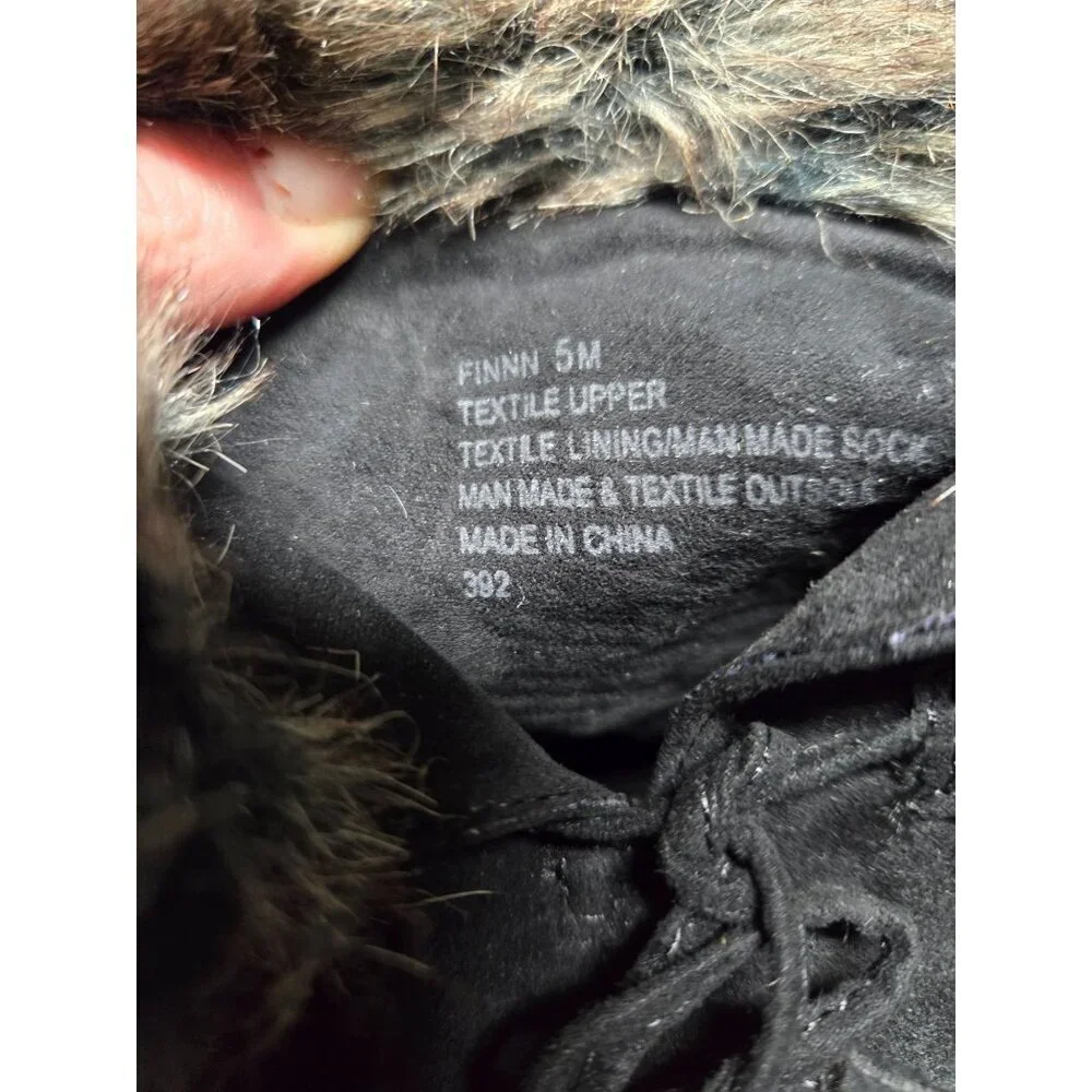 Steve‎ Madden Girl Finnn Black Faux Fur-Lined Moccasin Slippers Size 5M